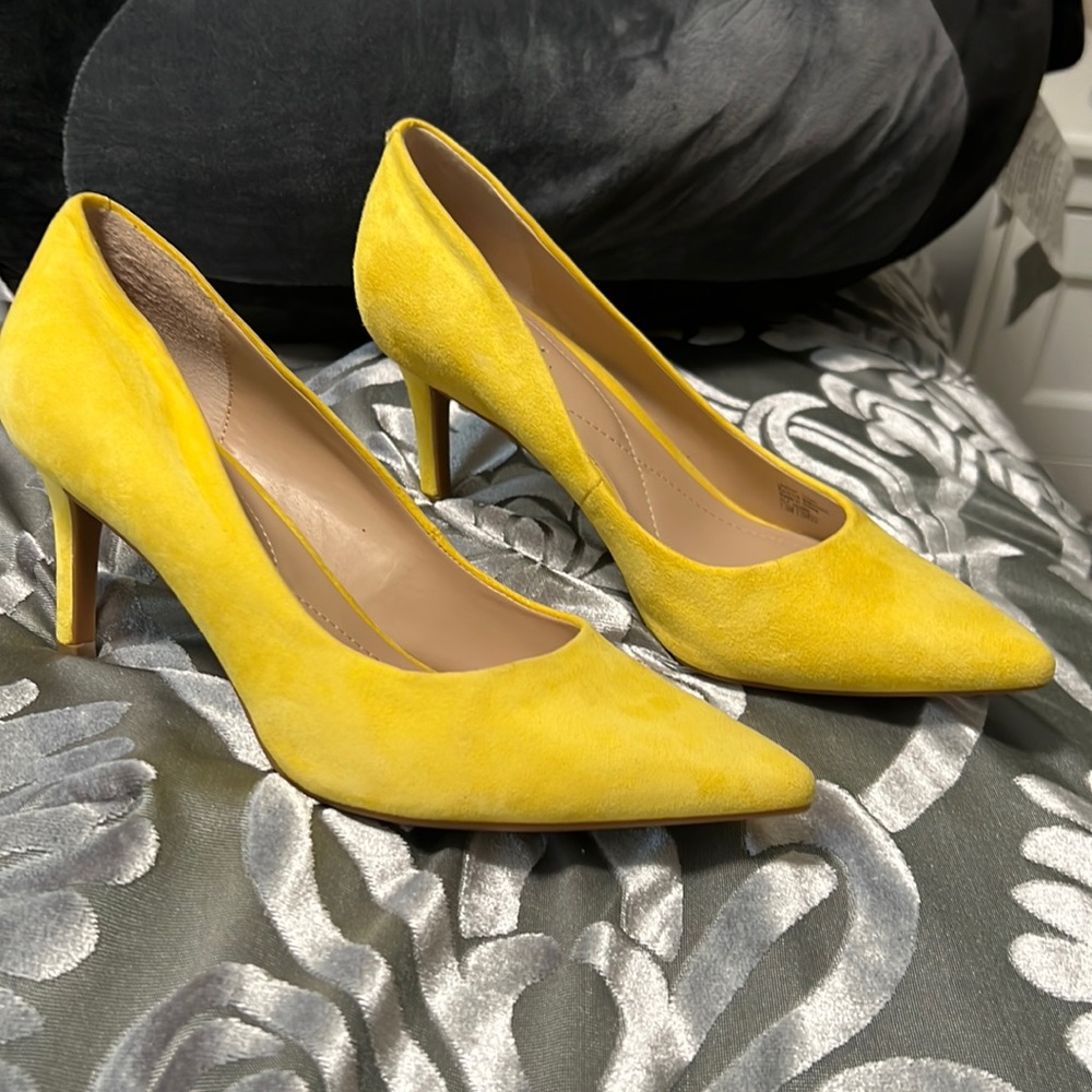 Yellow heels